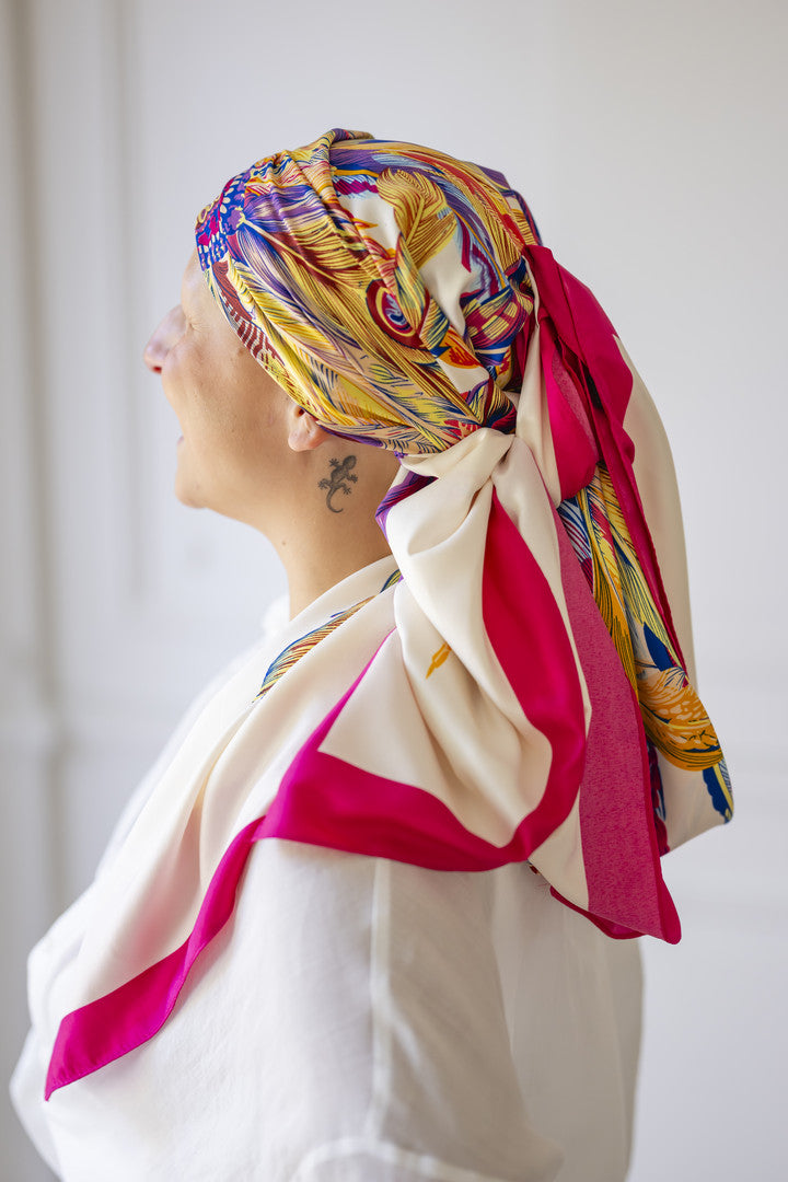 Carole - Foulard femme en soie pré-noué, prêt à porter, élégant, chic - iconic bella