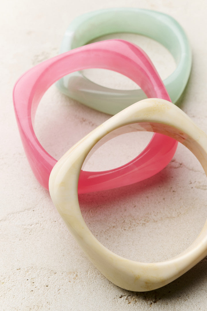 Bracelet jonc en résine marbrée coloré